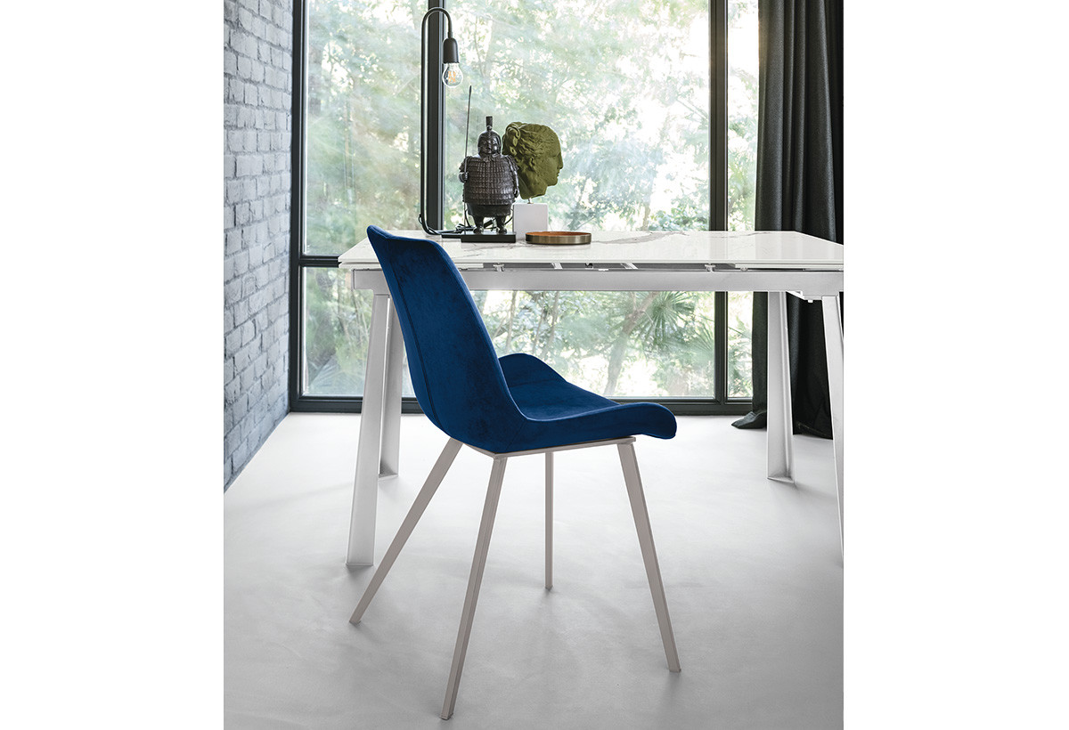 %D0%A1%D0%A2%D0%9E%D0%9B+TARGET+POINT%2C+%D0%BC%D0%BE%D0%B4.+MALAGA